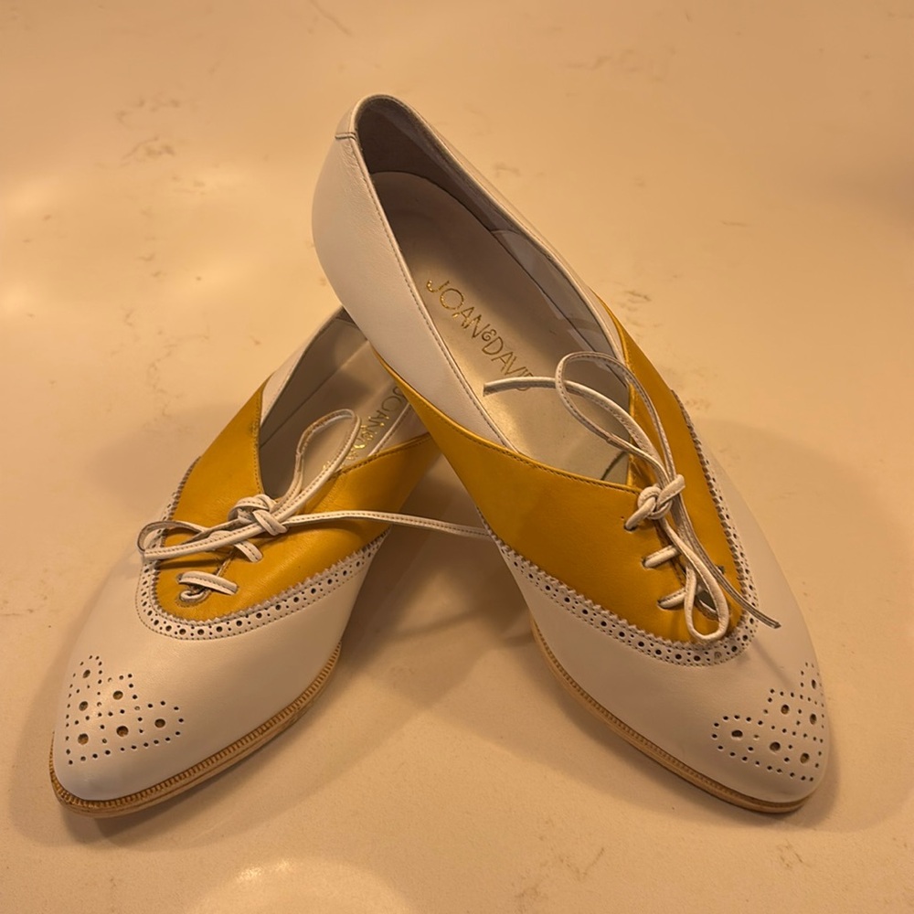 Joan and David stylish flats